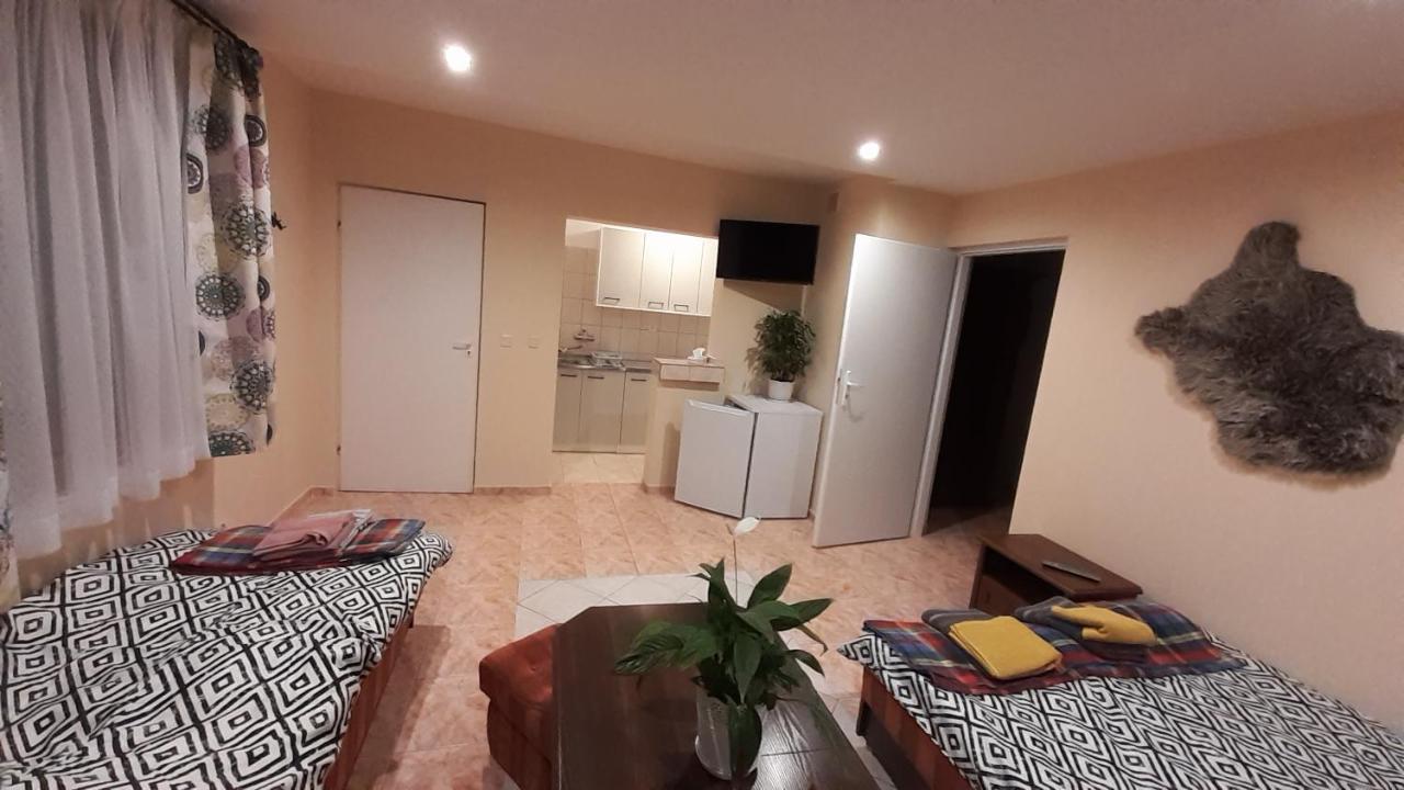 Apartmán Jastrzab Ropienka Exteriér fotografie